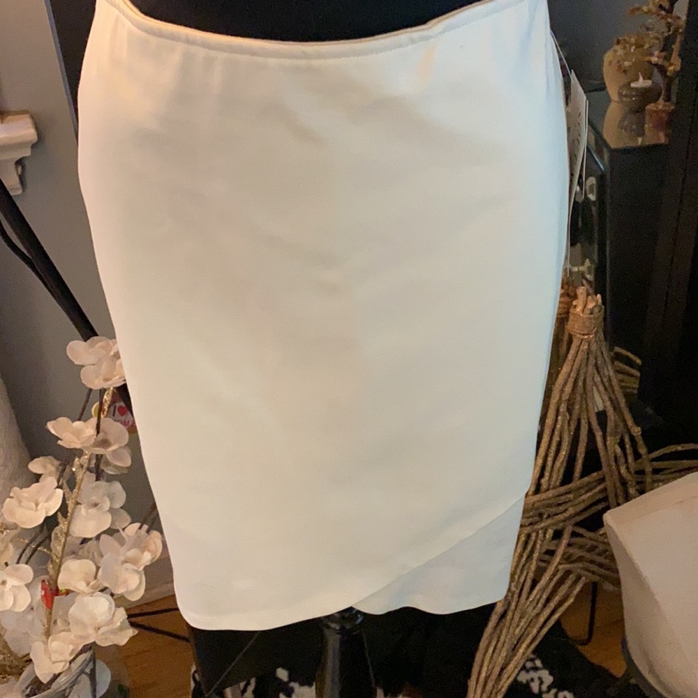 Layered skirt - Picture 3 of 4